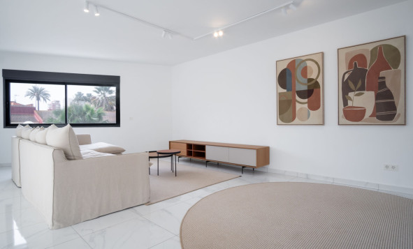 Herverkoop - 3. Vrijstaande villa - Torrevieja - Costa Blanca Zuid