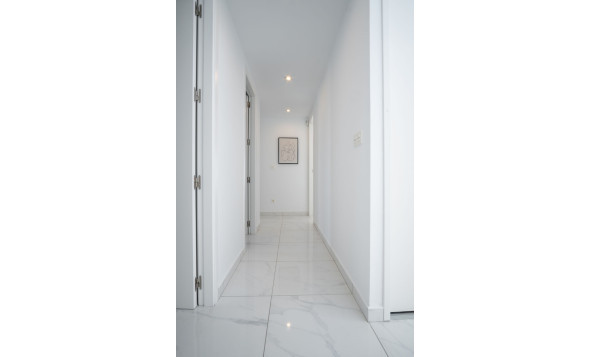 Herverkoop - 3. Vrijstaande villa - Torrevieja - Costa Blanca Zuid