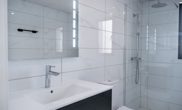 Herverkoop - 3. Vrijstaande villa - Torrevieja - Costa Blanca Zuid