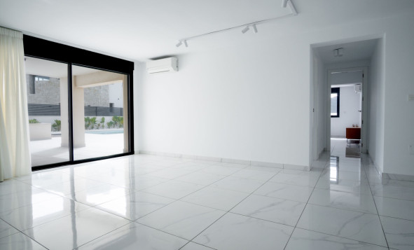 Herverkoop - 3. Vrijstaande villa - Torrevieja - Costa Blanca Zuid