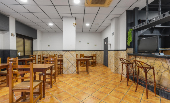 Resale - Commercial property - Torrevieja - Costa Blanca South