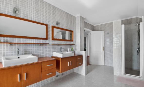 Resale - 7. Finca / Country property - Albatera - Albatera - Country