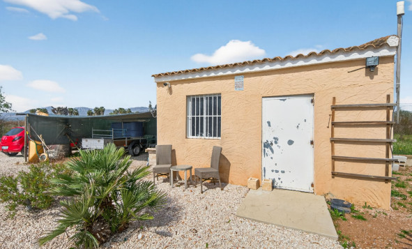 Resale - 7. Finca / Country property - Albatera - Albatera - Country