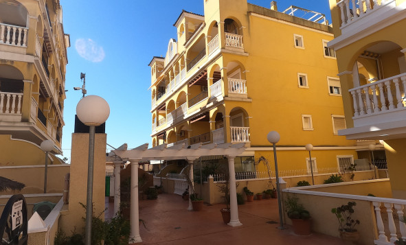 Reventa - 1. Apartamento / piso - Algorfa - Costa Blanca Sur
