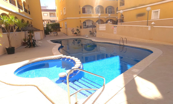 Reventa - 1. Apartamento / piso - Algorfa - Costa Blanca Sur