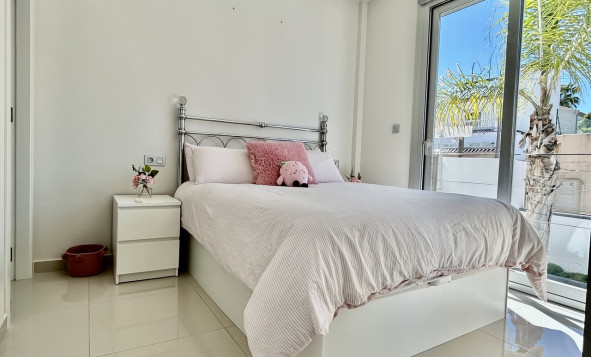 Resale - 3. Detached house - Villamartin - Costa Blanca South