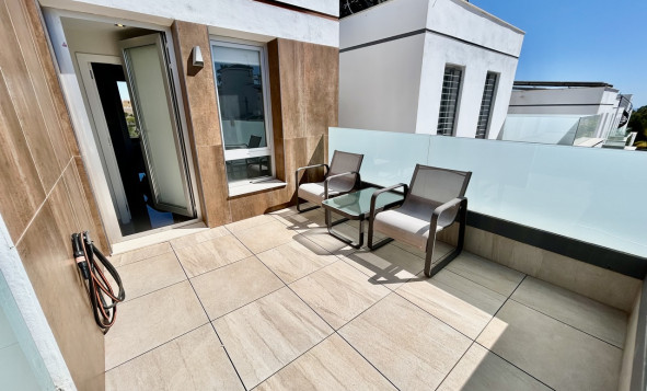 Resale - 3. Detached house - Villamartin - Costa Blanca South