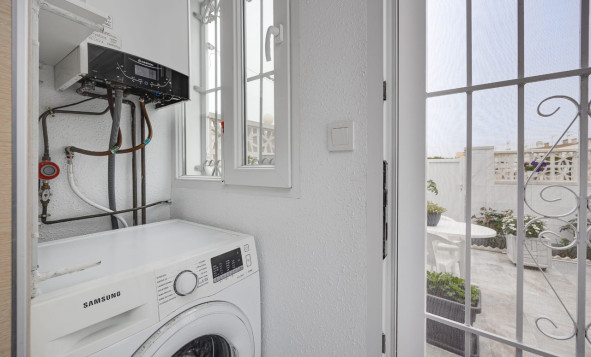 Resale - 2. Town house - Torrevieja - Costa Blanca South