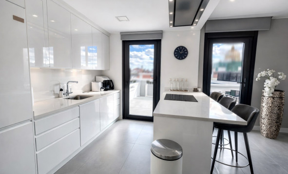 Resale - 3. Detached house - Los Balcones - Costa Blanca South