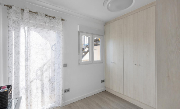 Resale - 3. Detached house - Guardamar del Segura - Urbanizaciones