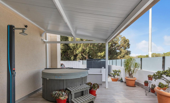 Resale - 3. Detached house - Guardamar del Segura - Urbanizaciones