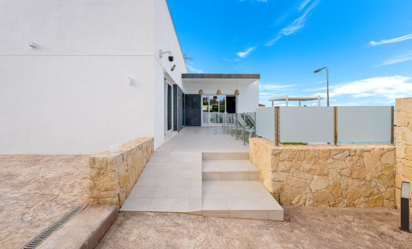 Reventa - 3. Casa indepiende - Algorfa - Costa Blanca Sur