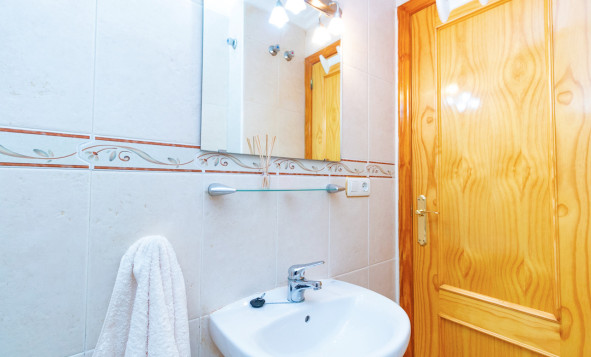 Resale - 2. Town house - Playa Flamenca - Costa Blanca South