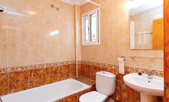 Resale - 2. Town house - Playa Flamenca - Costa Blanca South