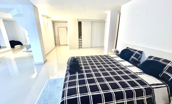 Resale - 3. Detached house - Villamartin - Costa Blanca South