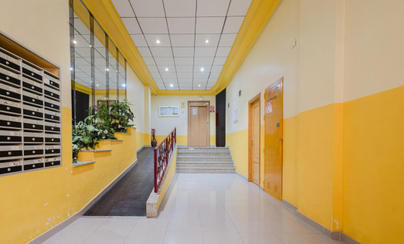 Resale - 1. Apartment / flat - Torrevieja - Costa Blanca South