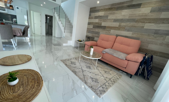 Reventa - 3. Casa indepiende - Benijófar - Costa Blanca Sur