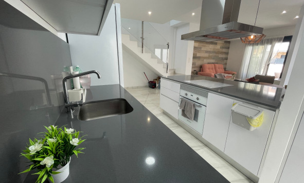 Reventa - 3. Casa indepiende - Benijófar - Costa Blanca Sur