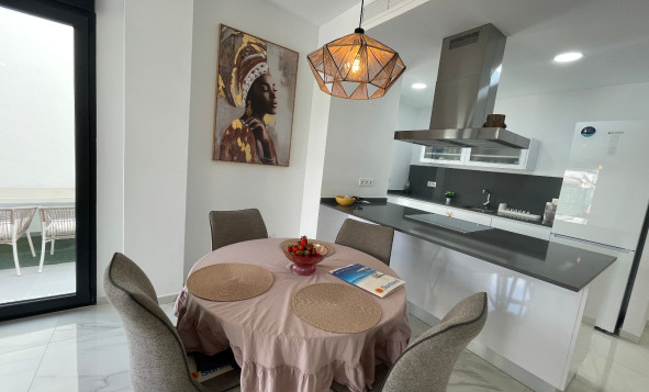 Reventa - 3. Casa indepiende - Benijófar - Costa Blanca Sur