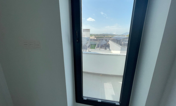 Reventa - 3. Casa indepiende - Benijófar - Costa Blanca Sur