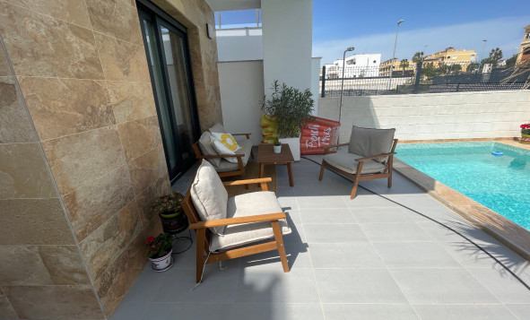 Reventa - 3. Casa indepiende - Benijófar - Costa Blanca Sur