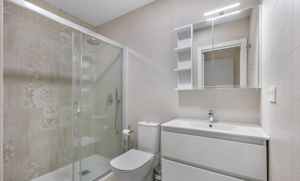 Herverkoop - 1. Appartement / flat - Torrevieja - Costa Blanca Zuid