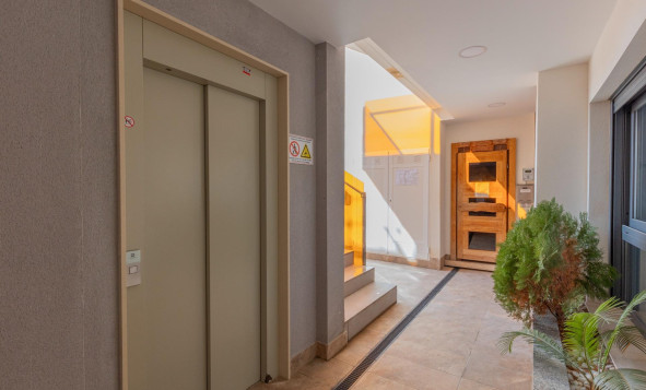 Herverkoop - 1. Appartement / flat - Torrevieja - Costa Blanca Zuid