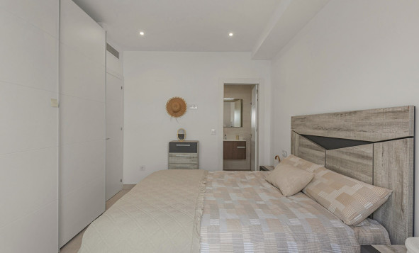 Reventa - 1. Apartamento / piso - Pilar de la Horadada - Costa Blanca Sur