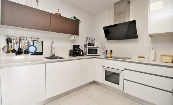 Resale - 2. Town house - Villamartin - Costa Blanca South