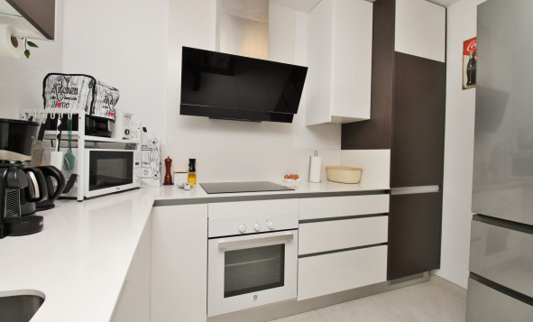 Resale - 2. Town house - Villamartin - Costa Blanca South