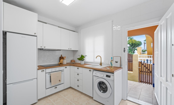 Reventa - 2. Chalet adosado - La Florida - Costa Blanca Sur