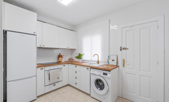 Reventa - 2. Chalet adosado - La Florida - Costa Blanca Sur