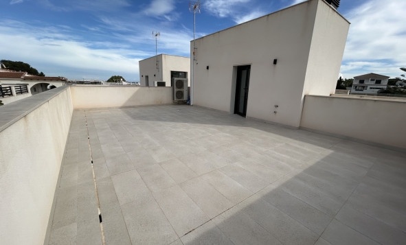 Resale - 3. Detached house - Los Balcones - Costa Blanca South