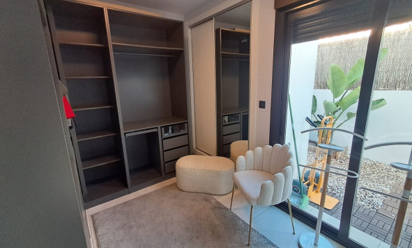 Reventa - 3. Casa indepiende - Cabo Roig - Costa Blanca Sur