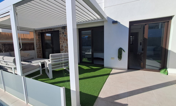 Reventa - 3. Casa indepiende - Cabo Roig - Costa Blanca Sur