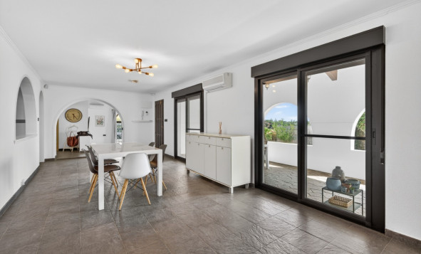 Reventa - 3. Casa indepiende - Santa Pola - Costa Blanca Sur