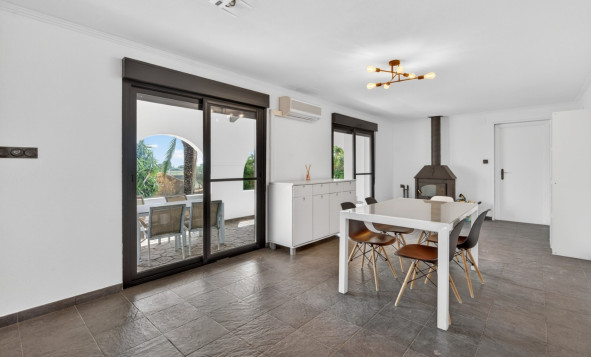 Reventa - 3. Casa indepiende - Santa Pola - Costa Blanca Sur