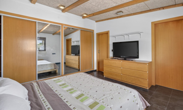 Reventa - 3. Casa indepiende - Santa Pola - Costa Blanca Sur