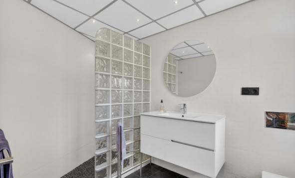 Reventa - 3. Casa indepiende - Santa Pola - Costa Blanca Sur