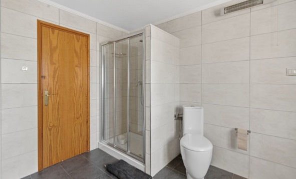 Reventa - 3. Casa indepiende - Santa Pola - Costa Blanca Sur