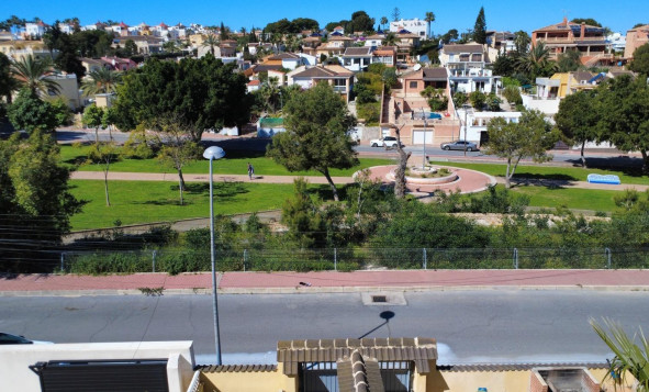 Reventa - 3. Casa indepiende - Torrevieja - Costa Blanca Sur