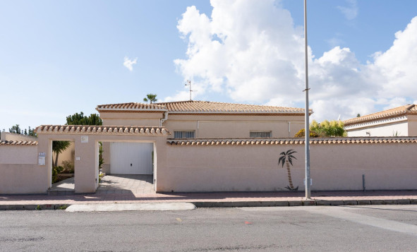 Resale - 3. Detached house - Orihuela Costa - Costa Blanca South
