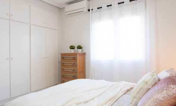 Resale - 3. Detached house - Orihuela Costa - Costa Blanca South