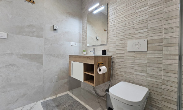 Resale - 1. Apartment / flat - Orihuela Costa - Costa Blanca South