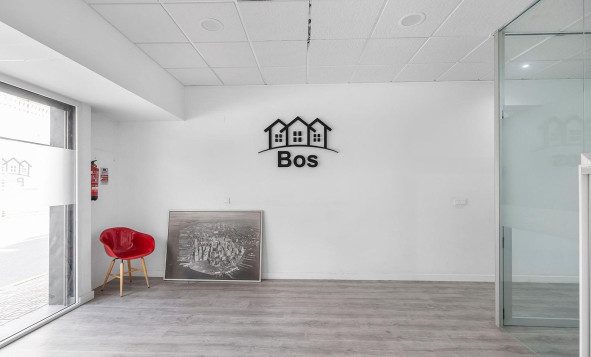 Resale - Commercial property - Torrevieja - Costa Blanca South