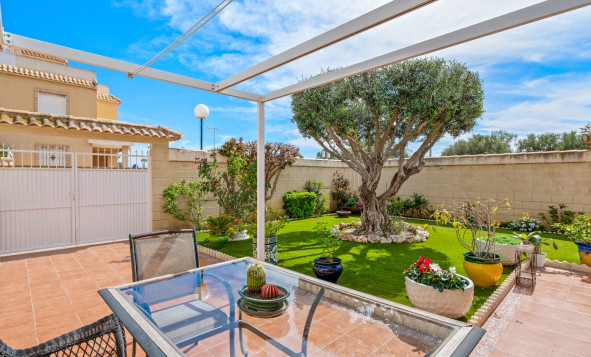 Resale - 4. Semi-detached villa - Ciudad Quesada - Costa Blanca South