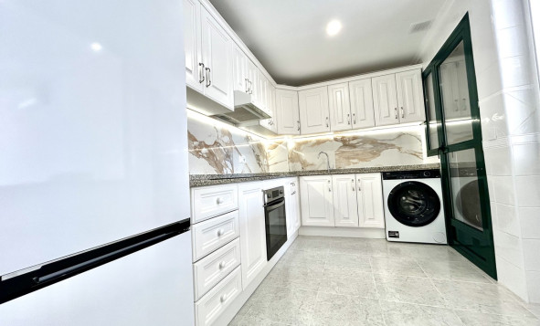 Resale - 1. Apartment / flat - Dehesa de Campoamor - Costa Blanca South