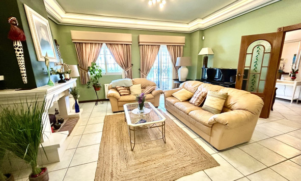 Resale - 3. Detached house - La Mata - Costa Blanca South