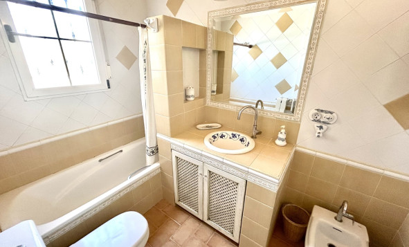 Resale - 3. Detached house - La Mata - Costa Blanca South