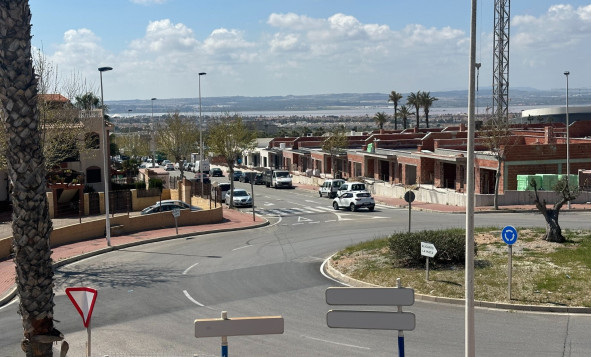 Resale - 1. Apartment / flat - Torrevieja - Costa Blanca South